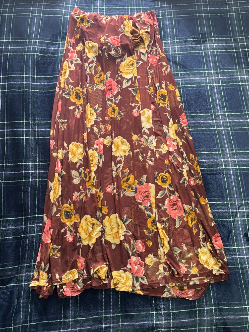 Love J multicoloured floral maxi skirt. Size L.